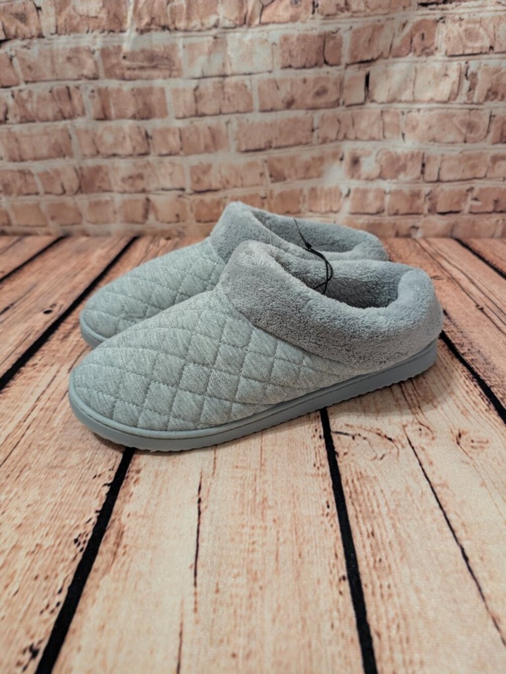 Dearfoams Quilted Jersey Clogs Slip-On Comfort Slippers Light Gray Size L 9-10